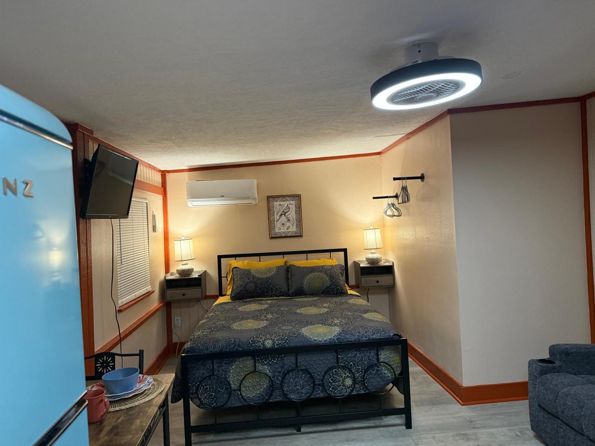 Nature Coast Inn & Cottages Inglis Екстер'єр фото